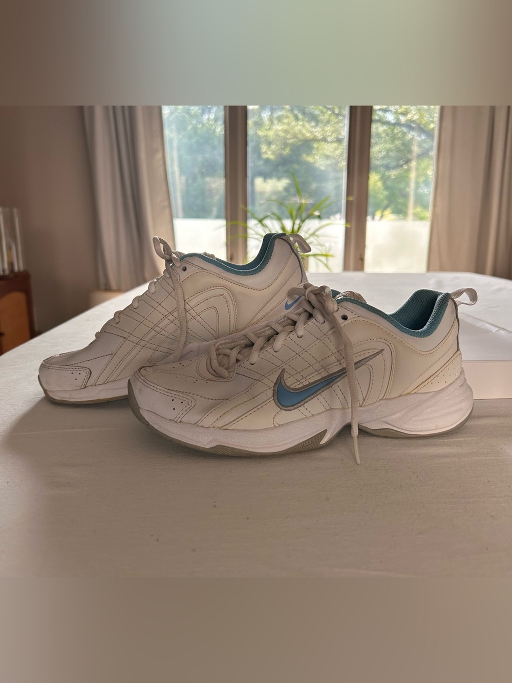 Nike White Blue Court Tennis Pickleball Shoes Leather